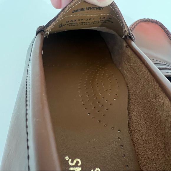 G.H. Bass Weejuns Brown Leather Ombre Whitney Loafers - Picture 8 of 9